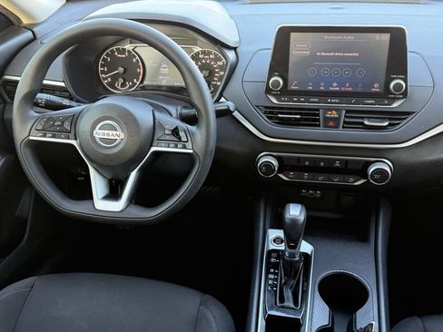 Used 2020 Nissan Altima 2.5 S FWD image 14