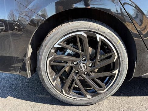 New 2026 Nissan Sentra SR w/ SR Premium Package image 27