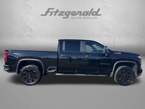 Used 2025 Chevrolet Silverado 2500 Custom w/ Custom Convenience Package AWD/4WD image 5