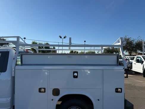 New 2026 Ford F250 XL w/ XL Chrome Package image 14