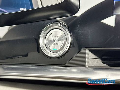 Used 2023 Chevrolet Corvette Z06 RWD image 36