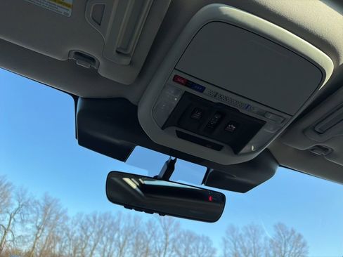 Used 2023 Subaru Forester Premium image 14