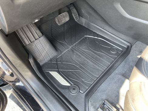 Certified 2022 Chevrolet Traverse Premier image 35