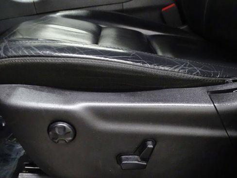 Used 2019 Jeep Grand Cherokee Limited image 22