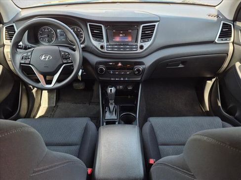 Used 2016 Hyundai Tucson SE w/ Option Group 02 AWD/4WD image 16
