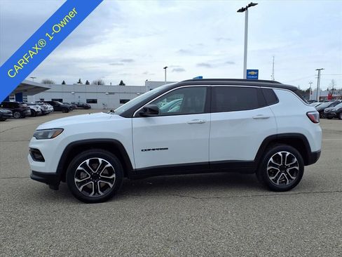 Used 2024 Jeep Compass Limited image 9