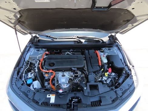 Used 2025 Honda Accord EX-L image 10
