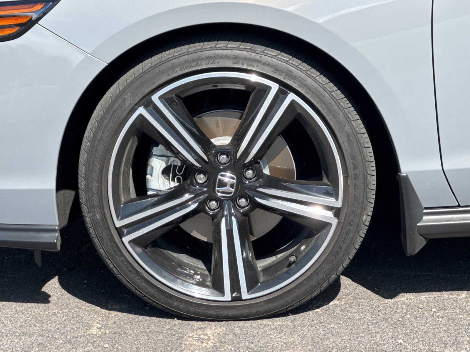 Used 2025 Honda Accord Sport image 35