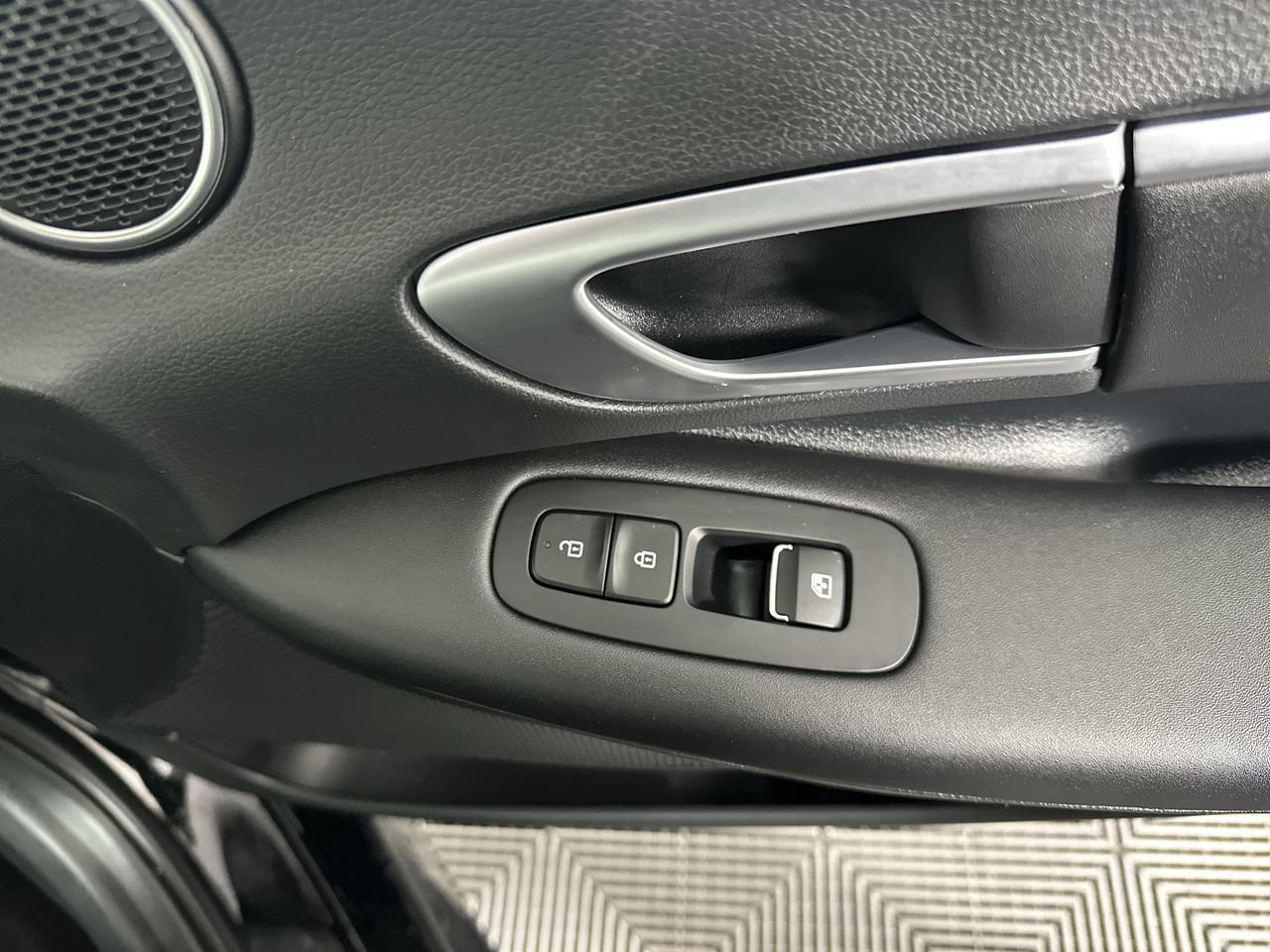 Used 2024 Hyundai Sonata SEL FWD image 13