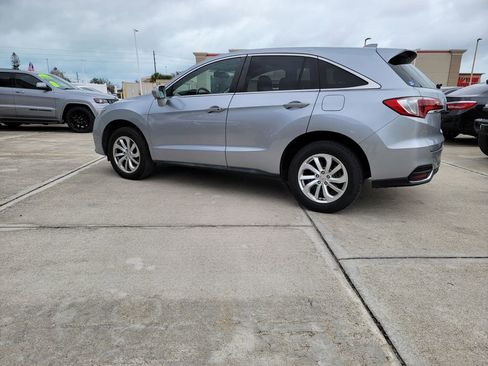 Used 2017 Acura RDX FWD image 3
