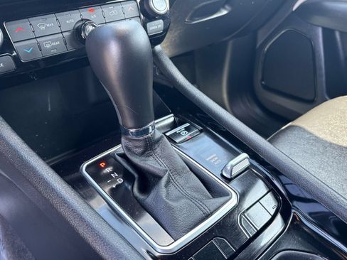 Used 2025 Jeep Compass Limited AWD/4WD image 42