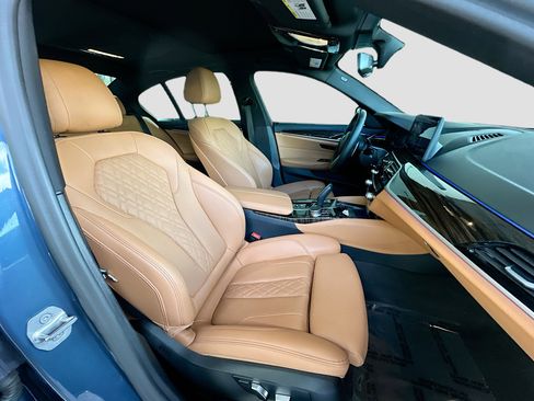 Certified 2023 BMW 530i 530i w/ M Sport Package image 29