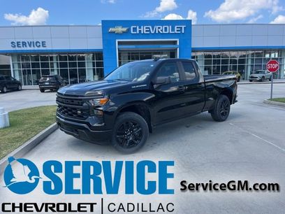 New 2026 Chevrolet Silverado 1500 Custom w/ Turbomax Blackout Package