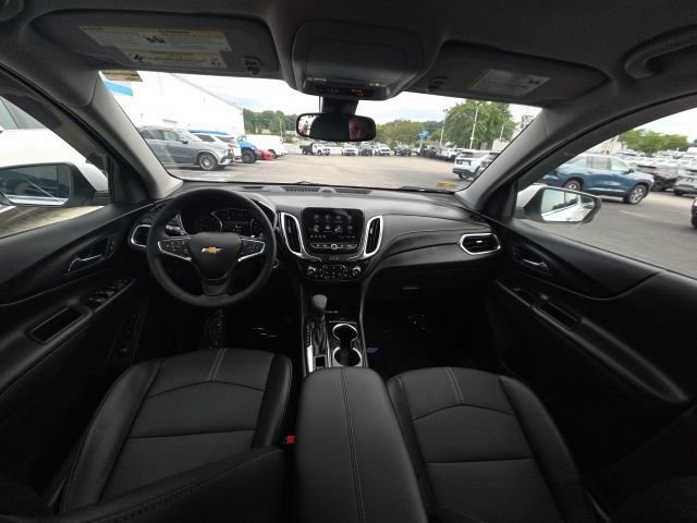 Used 2024 Chevrolet Equinox Premier AWD/4WD image 14