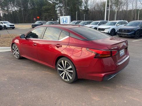 Used 2019 Nissan Altima 2.5 SR w/ SR Premium Package image 6