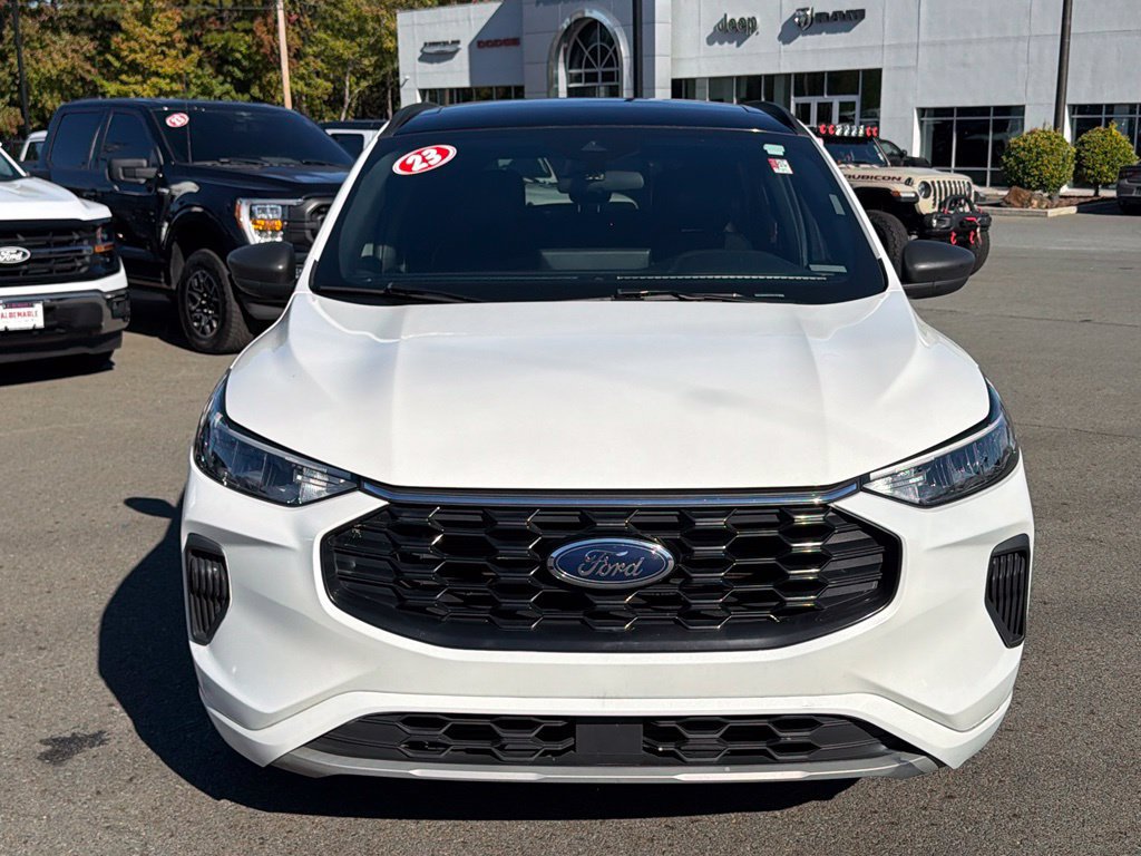 Used 2023 Ford Escape ST-Line w/ Tech Pack #1 FWD image 10