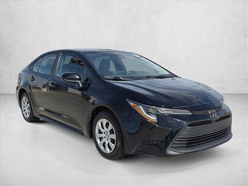 Certified 2024 Toyota Corolla LE FWD image 3