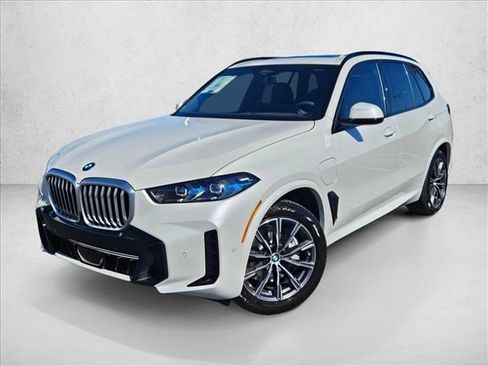 New 2026 BMW X5 xDrive50e w/ M Sport Package image 1