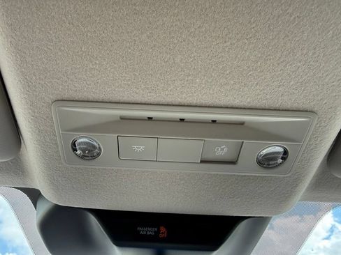 New 2026 Nissan Kicks SV w/ Cold Weather Package FWD image 27