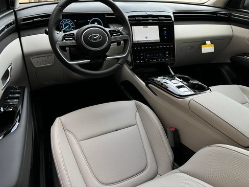 New 2024 Hyundai Tucson Limited AWD/4WD image 2