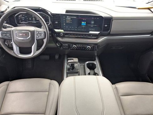 Used 2023 GMC Sierra 1500 SLT w/ SLT Premium Plus Package AWD/4WD image 15