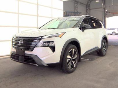 Used 2025 Nissan Rogue SL w/ SL Premium Package
