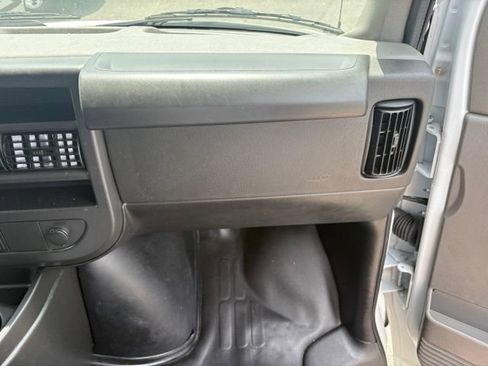 Used 2025 Chevrolet Express 2500 w/ Driver Convenience Package RWD image 21