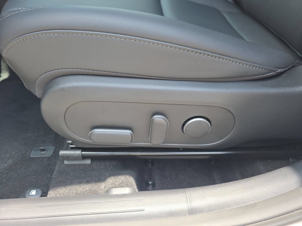 New 2026 Hyundai Kona SEL Premium FWD image 12