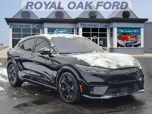 Used 2025 Ford Mustang Mach-E GT image 1