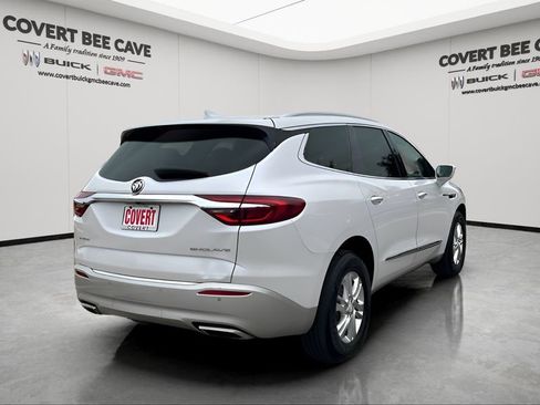 Used 2018 Buick Enclave Essence w/ Trailering Package image 7