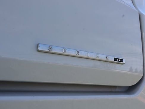 Used 2024 Jeep Grand Wagoneer Series II w/ Convenience Group III AWD/4WD image 38
