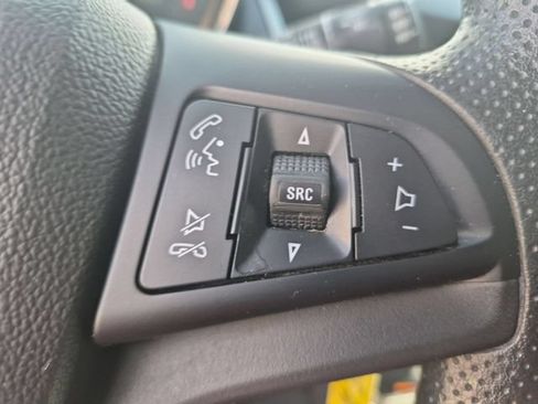 Used 2018 Chevrolet Trax LT FWD image 16