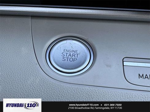 Used 2025 Hyundai Elantra Limited image 31