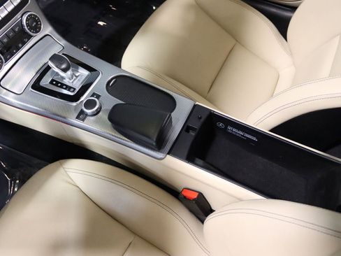 Used 2017 Mercedes-Benz SLC 300 image 46