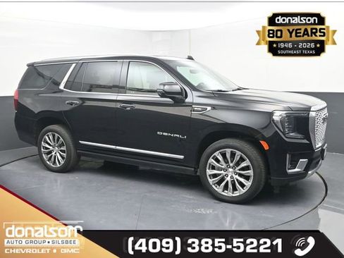 Used 2021 GMC Yukon Denali w/ Denali Premium Package image 1