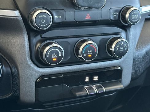 Used 2020 RAM 1500 Big Horn RWD image 18