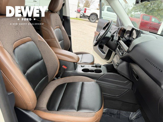 Used 2025 Ford Bronco Sport Outer Banks w/ Outer Banks Tech Package+ AWD/4WD image 36