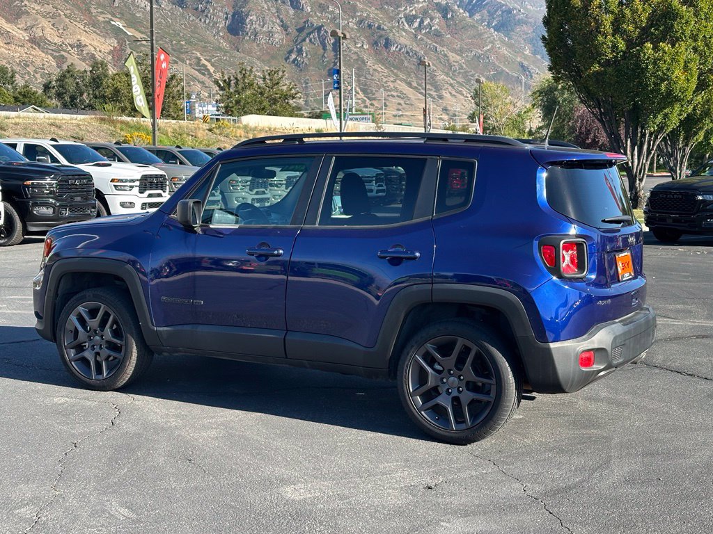 Used 2021 Jeep Renegade Latitude AWD/4WD image 10