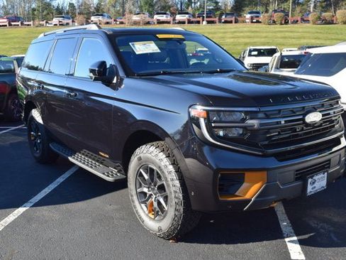 New 2025 Ford Expedition Tremor image 1