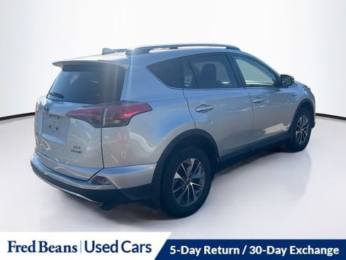 Used 2016 Toyota RAV4 XLE w/ Convenience Package AWD/4WD image 10