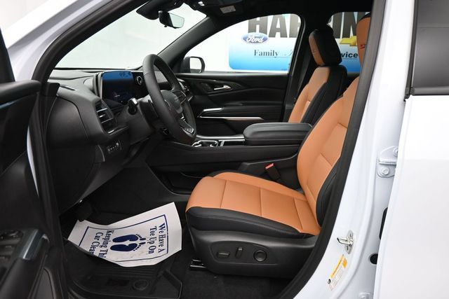 New 2027 Chevrolet Traverse Z71 w/ Driver Confidence Package AWD/4WD image 8