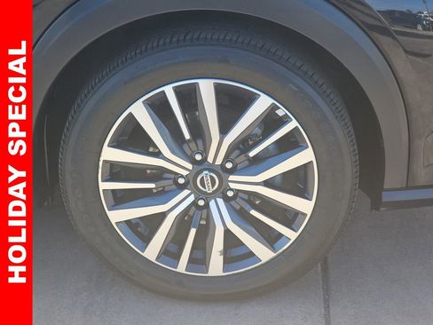 Used 2021 Nissan Kicks SR w/ SR Premium Package image 38