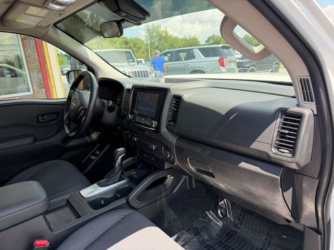 Used 2024 Nissan Frontier S w/ Technology Package AWD/4WD image 22