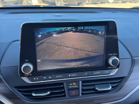 Used 2023 Nissan Altima 2.5 SV image 26