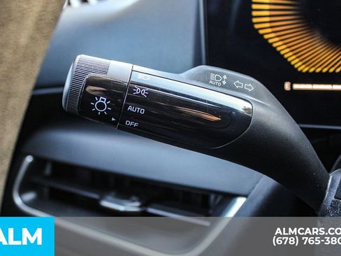 Used 2025 Kia K4 LXS image 29