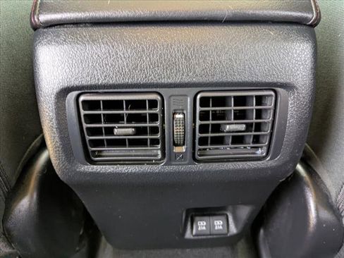 Used 2021 Toyota 4Runner TRD Off-Road AWD/4WD image 17