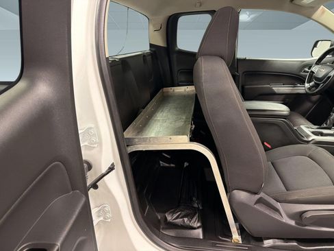 Used 2022 Chevrolet Colorado LT w/ Fleet Safety Package RWD image 25