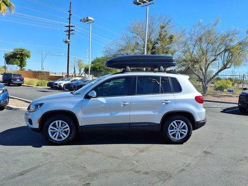 Used 2016 Volkswagen Tiguan S image 14