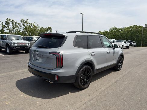 Used 2025 Kia Telluride EX X-Line image 3