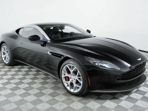 Used 2019 Aston Martin DB11 Coupe RWD image 60